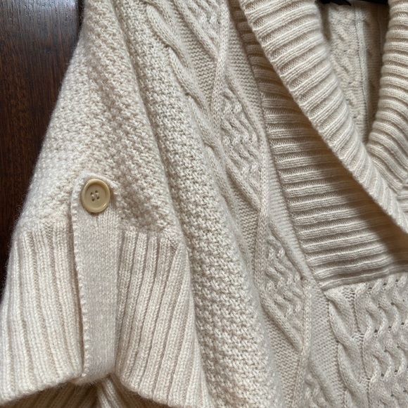 Ivory long shawl collar wool sweater. - Picture 2 of 5
